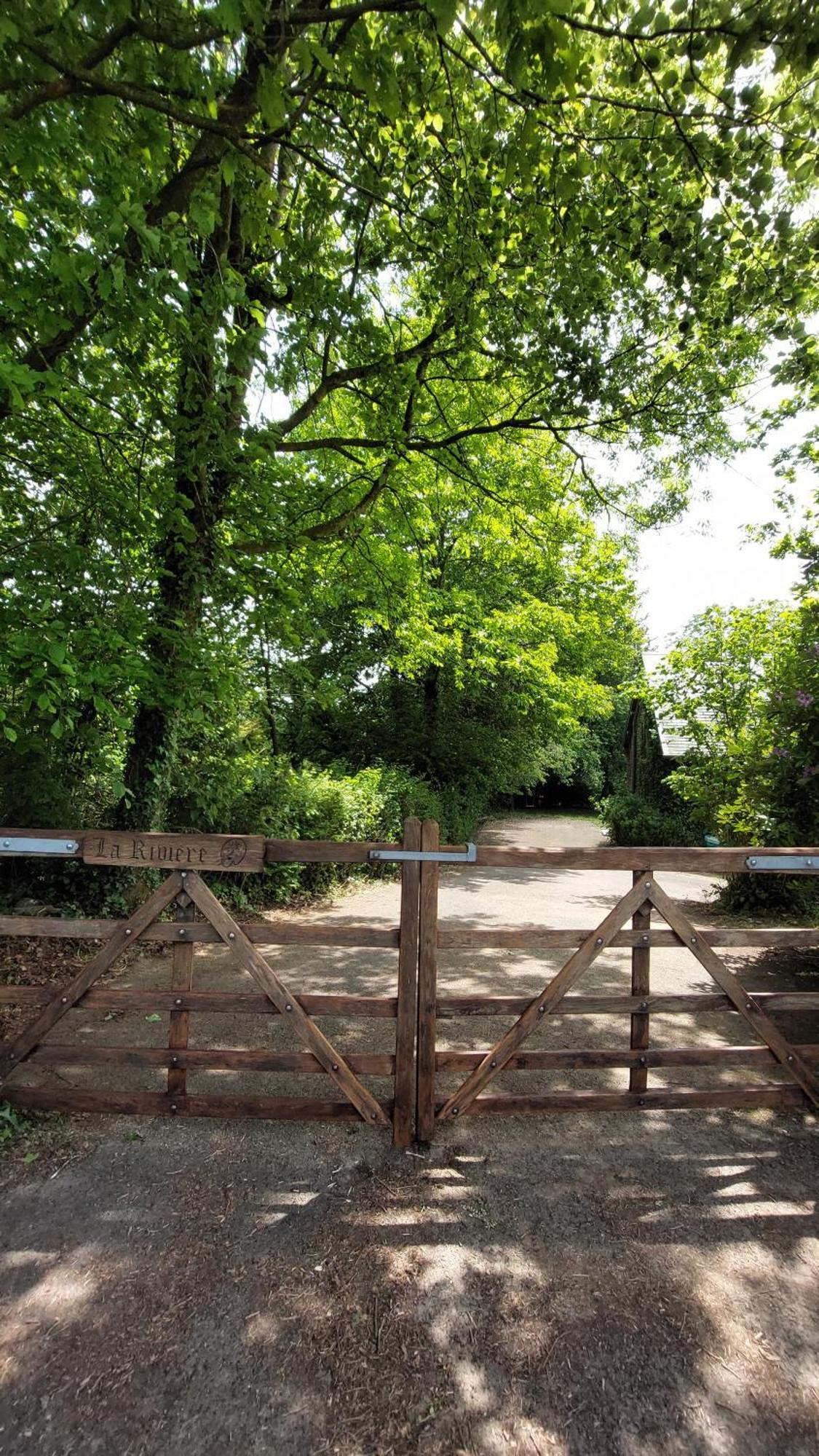 Maison La Riviere Reffuveille Exteriér fotografie